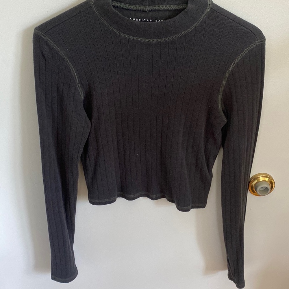 American Eagle Black Cropped Mock Neck